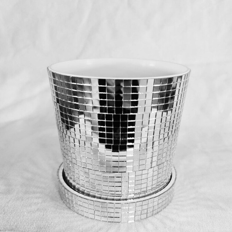 Üveg négyzet alakú kerámia diszkógolyós váza, modern csavar az otthoni dekorációhoz Egyszerű és divatos négyzet alakú