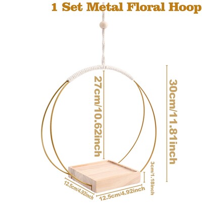 Medinė pakabinama gėlių vazonų lentyna su viduje esančiais kabančiais gėlių vazonais Balkono dekoravimo augalai Svetainės lentyna pakabinamas krepšelio pagrindas