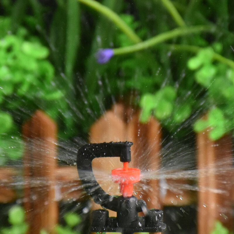 5db 180 360 fokos mikro öntözőszóró permetező 50 cm-es karó, forgó, fénytörő kerti öntözőfúvóka, 4/7 mm-es tömlő