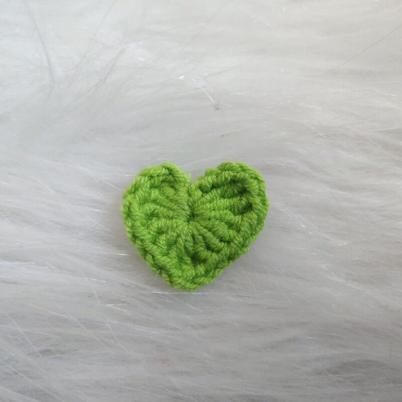 20 ks farebných bavlnených háčkovaných pletených ozdôb so srdiečkami 2,2 cm, DIY vlasové sponky, dekorácie, ručne vyrobené remeslá, látková pasta, doplnky