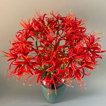 Τεχνητά λουλούδια Red Spider Lilies Silk Flowers Υπαίθρια ψεύτικα φυτά Πράσινο Διακόσμηση κήπου σπιτιού Higanbana Lycoris Bulbs