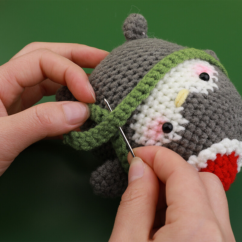 IMZAY Pachet de materiale de tricotat nefinisat în formă de pinguin Kit de bricolaj tricotat manual pentru începători cu accesorii de croșetat