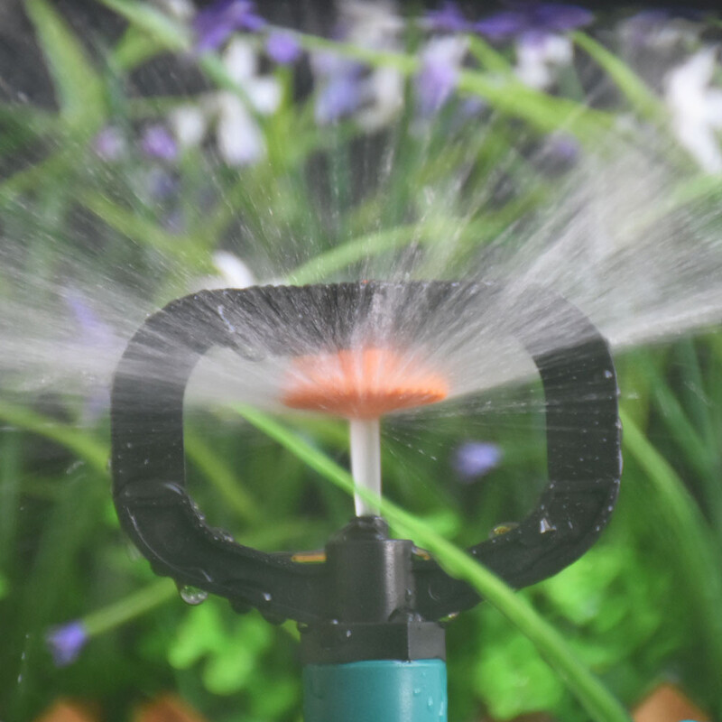 360 fokos kerti fűlocsoló 1/2 hüvelykes szálszóró fúvóka, automatikus öntözés, fúvóka támogatással