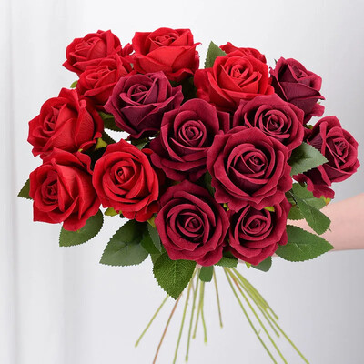 5/10 gab. Rozes Mākslīgie Ziedi Rožu ziedu zars Mākslīgās sarkanās rozes Reālistiska viltota roze kāzu mājas dekorēšanai
