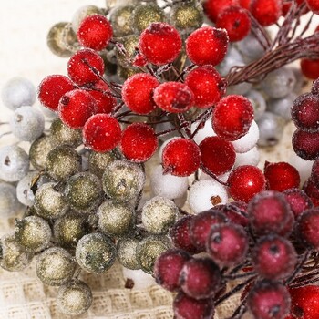 100/20Pcs Artificial Holly Berries Mini Simulation Cherry Stamen Frosted Double Head Fake Berry Wedding Christmas Party Decor