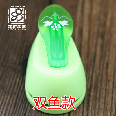 Dispozitiv de gofrare manual pentru album de însemnări DIY, pentru colțul din dantelă, pentru album de cadou/instrument de realizare a cărților memoriale Dispozitiv de gofrare