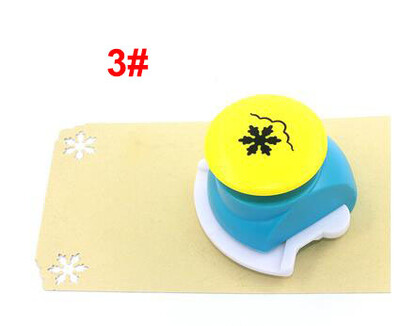 Reljefinis „pasidaryk pats“ kampinis popierius, spausdinimo kortelių pjaustytuvas Dovanų iškarpų knygelės formuotojas Mažas reljefinis įtaisas Rankų darbo skylių perforatorius vaikams