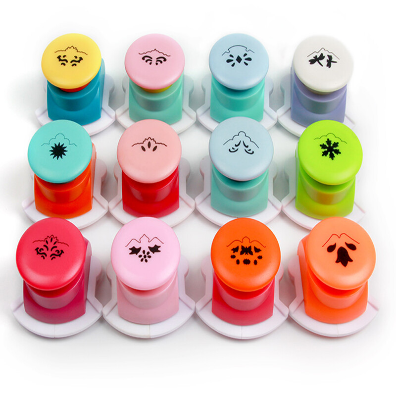 Reljefinis „pasidaryk pats“ kampinis popierius, spausdinimo kortelių pjaustytuvas Dovanų iškarpų knygelės formuotojas Mažas reljefinis įtaisas Rankų darbo skylių perforatorius vaikams