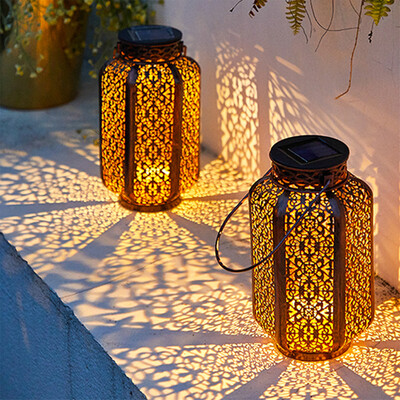 Led solarna svjetiljka Solarna viseća lampa Retro solarna željezna umjetnička lampa Ukrasna vintage svjetiljka za stazu Vanjska metalna šuplja svjetiljka
