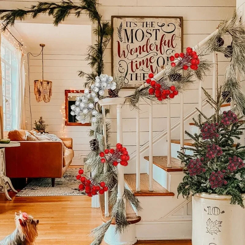 20/40 vnt. dirbtinių matinių uogų kalėdinių mini vyšnių kuokelių modeliavimo dvigalvių uogų uogų „pasidaryk pats“ vainiko dekoravimo reikmenys