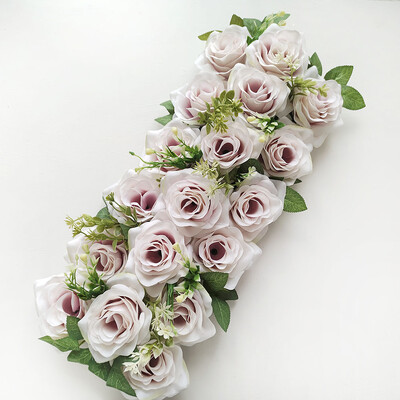 Dirbtinių gėlių arka Gėlių eilės dekoravimas Vestuvių priėmimas Gėlėtas centrinis valgomojo stalo stalo bėgikas Svetainės banketas