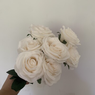 9fejű Rózsa csokor Művirág bézs barack krémes Pezsgőrózsa Hamis rózsa Nappali dekoráció Esküvő