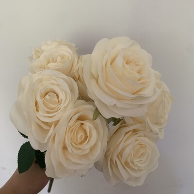 9fejű Rózsa csokor Művirág bézs barack krémes Pezsgőrózsa Hamis rózsa Nappali dekoráció Esküvő