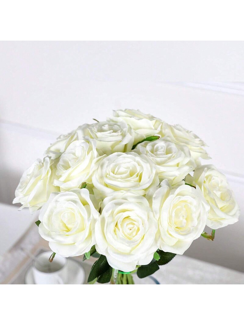 12 vnt Dirbtinio šilko gėlių tikroviškų rožių puokštė, ilgas stiebas, skirtas namų vestuvių dekoravimui (balta)