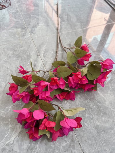 Jeden hodvábny stonka Bougainvillea glabra, umelý kvet Bougainvillea Spectabilis, konáre stromu pre svadobné kvetinové aranžmány