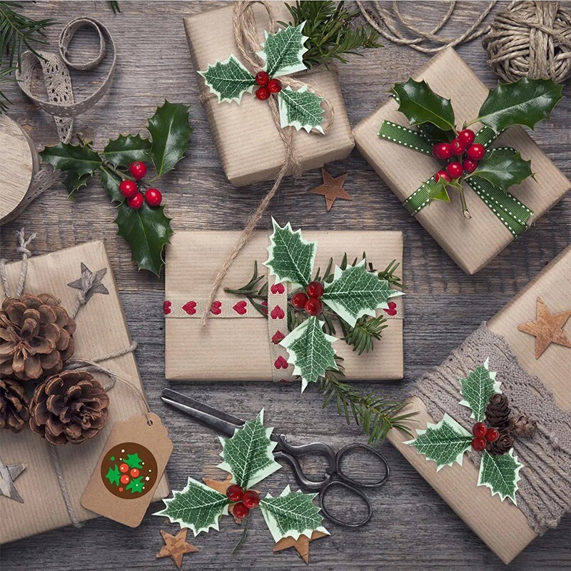 50/5 db mesterséges magyal bogyó zöld levelek barkácsoláshoz karácsonyi koszorú esküvői virág otthon esküvői parti dekoráció hamis bogyók