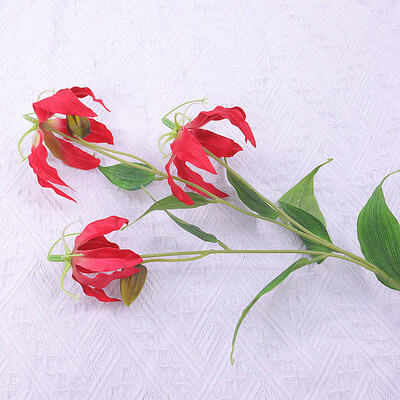 3 hlavy Flame Lily dlhá vetva Umelé kvety bytové dekorácie Párty Svadobné dekorácie Flores artifiales darčeky na Valentína
