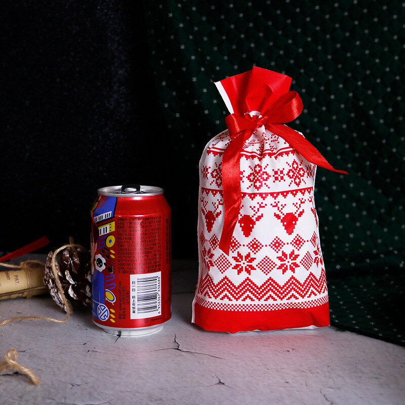 50 vnt. Linksmų Kalėdų Kalėdų Senelio dovanų maišelis su snaigės traškiomis raištelėmis kalėdinių papuošalų maišeliai Naujiesiems 2024 metams Noel Dovanos