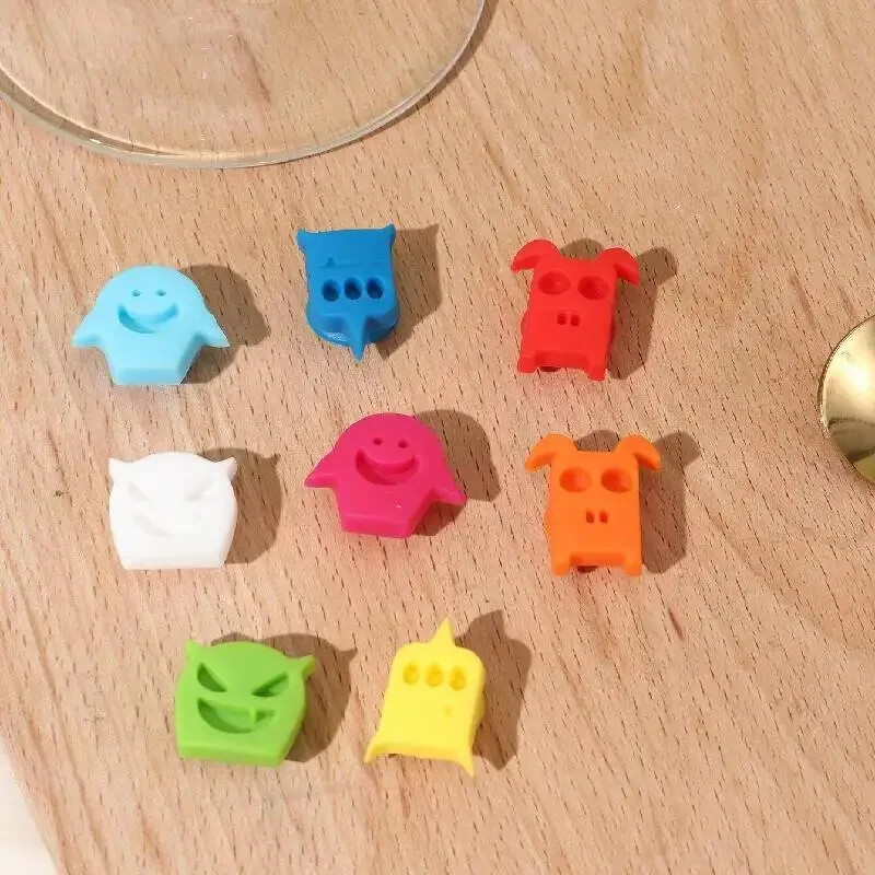 8vnt silikoniniai gėrimų žymekliai vyno taurės žymekliai vyno žavesiai vyno taurės identifikavimo etiketės, skirtos baro vakarėliui šeimos gėrimų žavesio kokteiliui