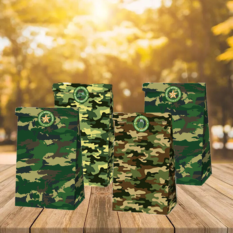 8/30 buc. Saci cadou din hârtie Camo cu autocolante, verde armată, camuflaj, geantă de bomboane Camouflage, tema militară, decorațiuni pentru petrecerea de naștere, favoruri