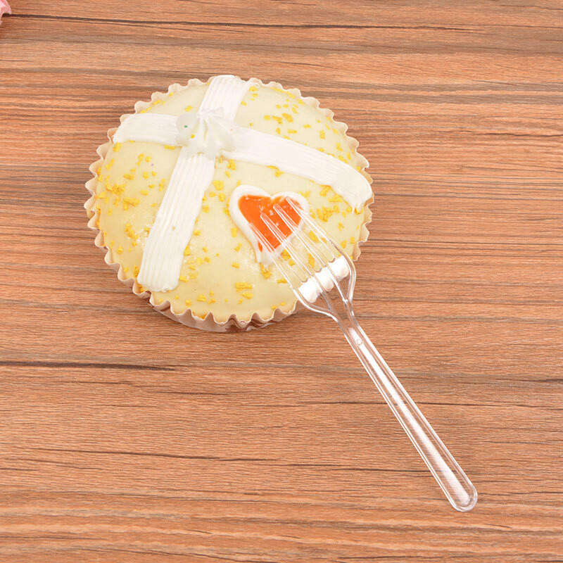 100 buc/lot furculițe negre transparente de unică folosință pentru desert produse de patiserie veselă din plastic cu patru dinți furculiță pentru fructe un pachet cu ridicata