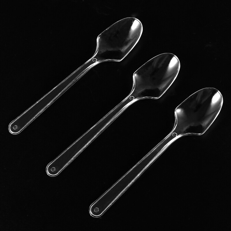 100 vnt. skaidrūs plastikiniai šaukštai Vienkartiniai stalo reikmenų šaukštai ledams desertui užkandžiui skaidrūs šaukštai