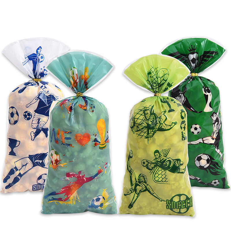 50 gab. Futbola tēmas dāvanu iesaiņošanas maisiņi futbols konfekšu maisiņi cepumi popkorna maisiņi, fani ballīšu labvēlības somas zēniem dzimšanas dienas ballītes dekorēšanai