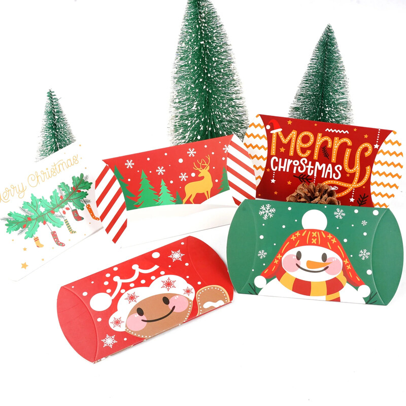 12 gab. Spilvena forma Kraftpapīra konfekšu kastīte ballītei labvēlīga dāvanu kastīte Ziemassvētku vecīša bērniem iepakojuma maisiņi Priecīgus Ziemassvētkus Navidad dekors