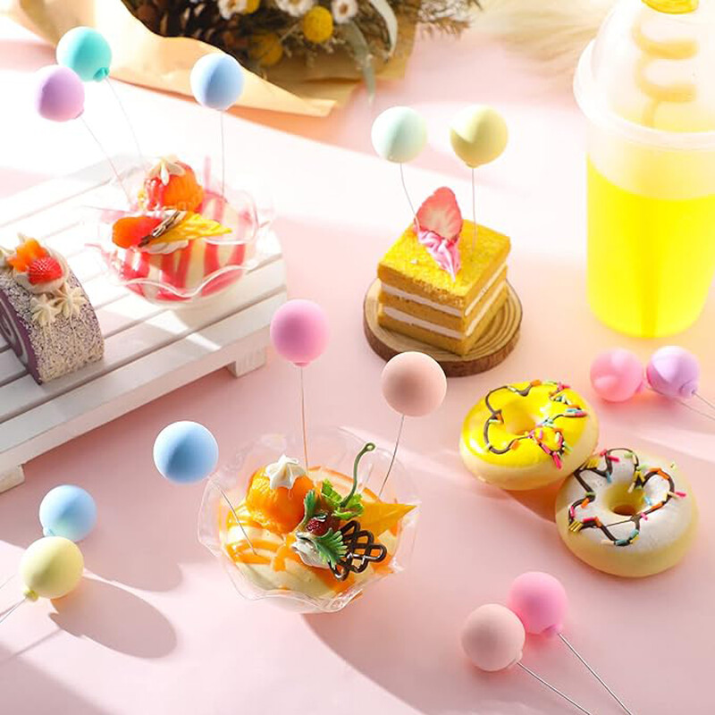 16 db-os mini léggömbös tortadíszítő kellékek, színes szivárványos tortadíszítők születésnapi babaváró ünnepséghez.