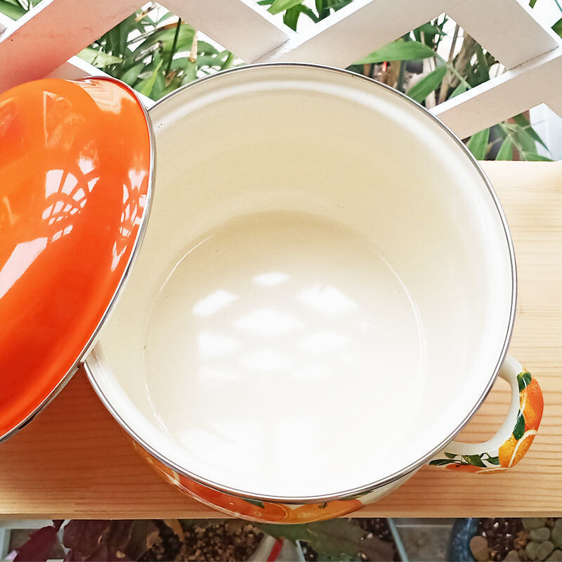 Narancssárga zománcozott bogrács, forró edény, főzőedény, konyhai cuccok konyhai edényekhez, indukciós nyílt láng, univerzális