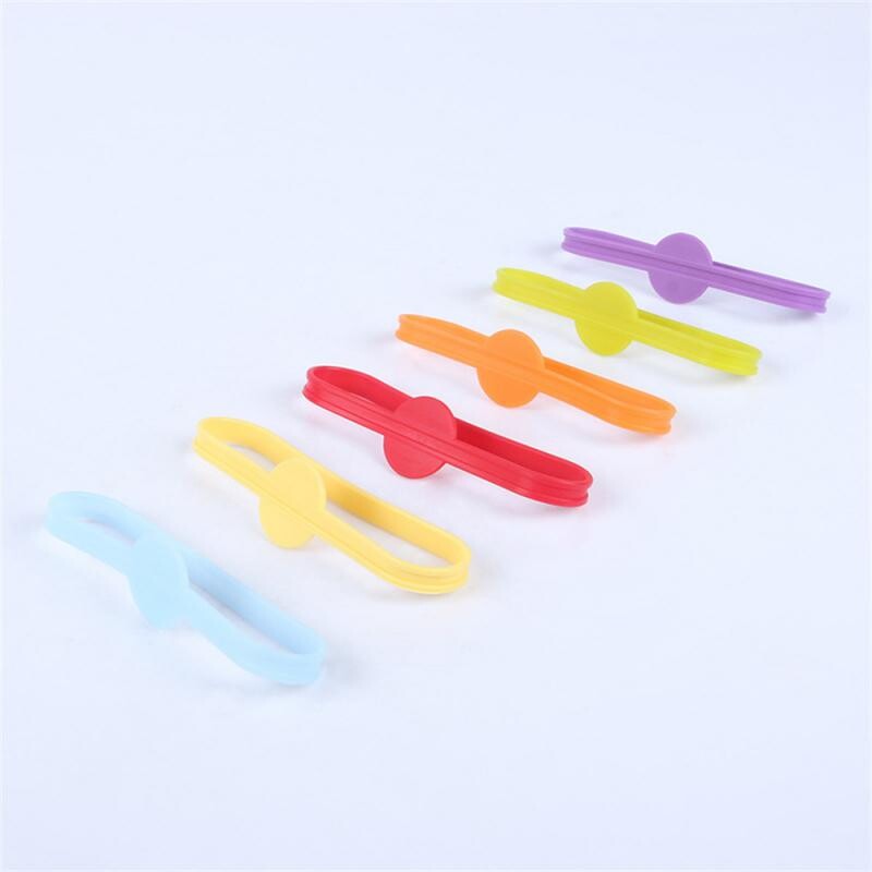 2/4/6 DB Vörösboros pohár embléma azonosító Élelmiszer-minőségű szilikon 12 db Bárkiegészítők Borosüveg Medálos Party Borbot