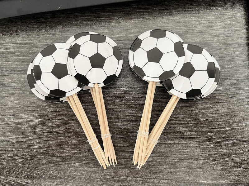 24/48db Futball-labda Cupcake Toppers Sport tematikus tortadísz gyerekeknek Születésnapi parti díszek