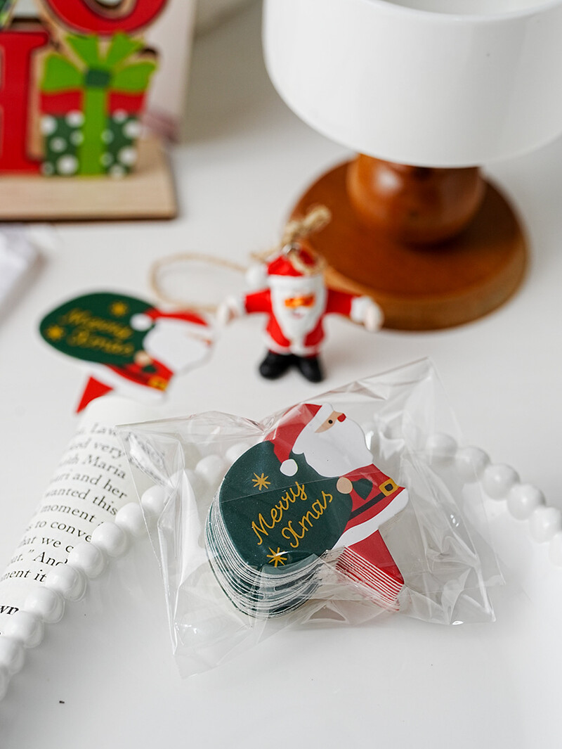 30 db-os kis karácsonyi cupcake fedőkészlet, papírképek süti díszítéshez vagy tortalapok