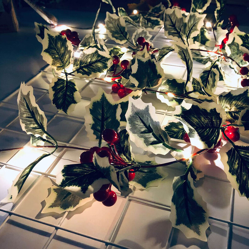 Karácsony napján szimulált piros bogyós rattan füzér LED-füzérek ablakkert esküvői parti karácsonyi dekoráció