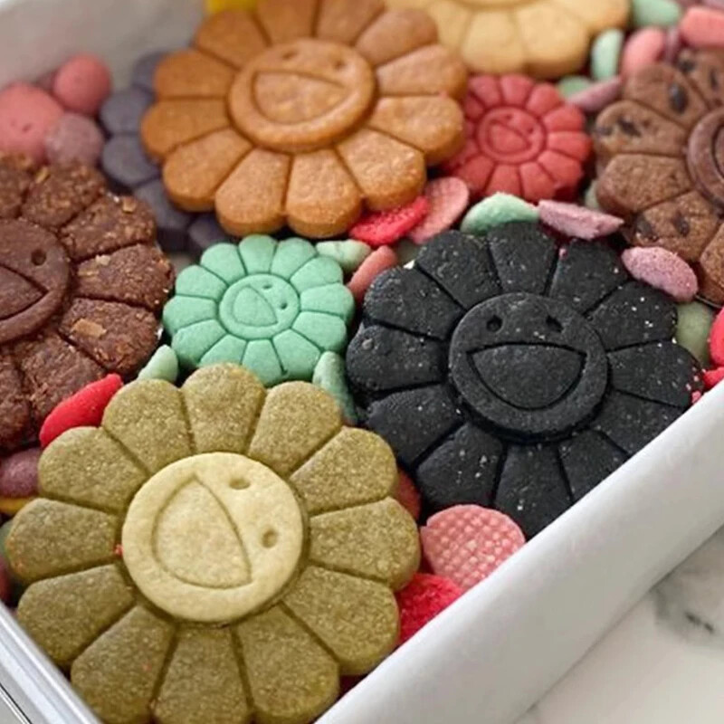 Formă pentru prăjituri cu margaretă zâmbitoare Design creativ Formă pentru prăjituri cu chip zâmbitor cu floarea-soarelui tăietor de patiserie Instrumente pentru desert Accesorii de bucătărie