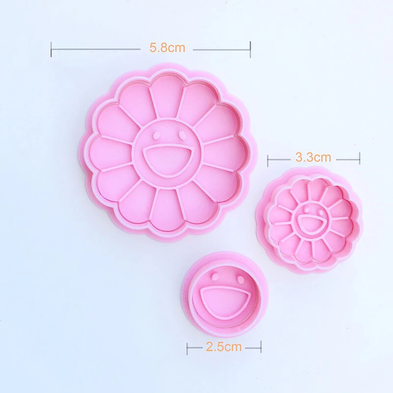 Formă pentru prăjituri cu margaretă zâmbitoare Design creativ Formă pentru prăjituri cu chip zâmbitor cu floarea-soarelui tăietor de patiserie Instrumente pentru desert Accesorii de bucătărie