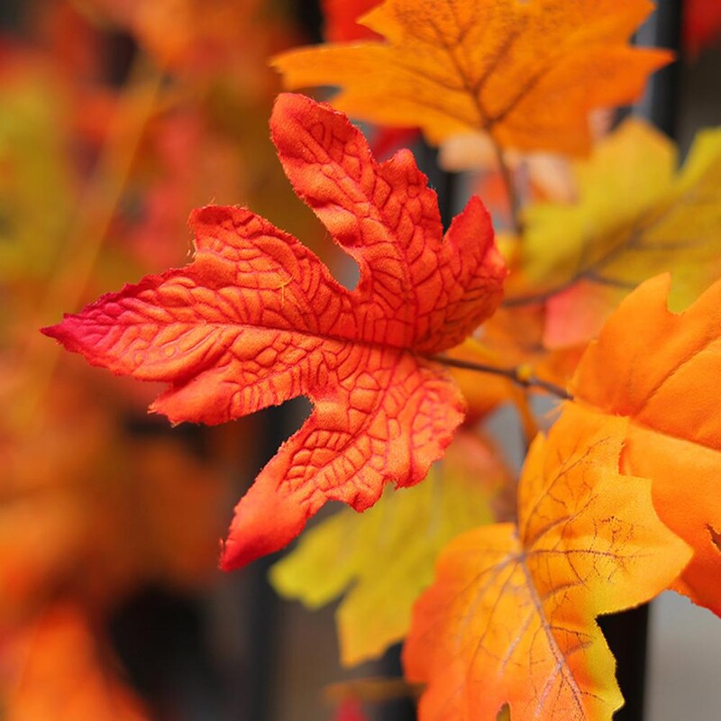 Realistiška klevo lapų girlianda židinys girlianda girlianda rudens klevo lapų girlianda Realistiškas Padėkos dienos namams rinkinys rudeniui