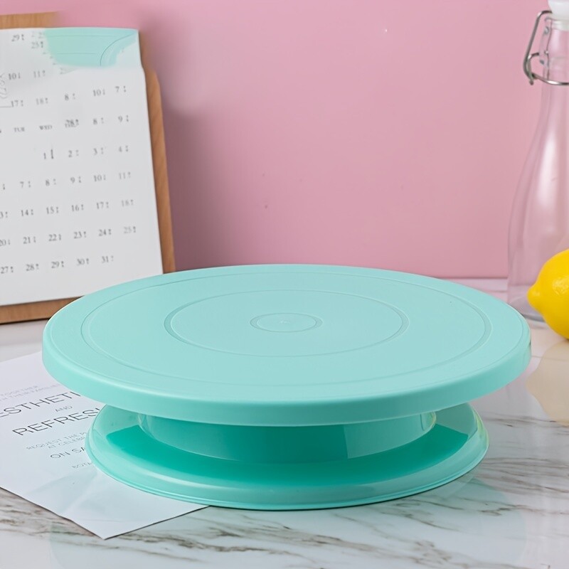 Fehér kerek műanyag torta forgótányér tortadíszítő eszközök kezdőknek és profiknak Sütőkellékek