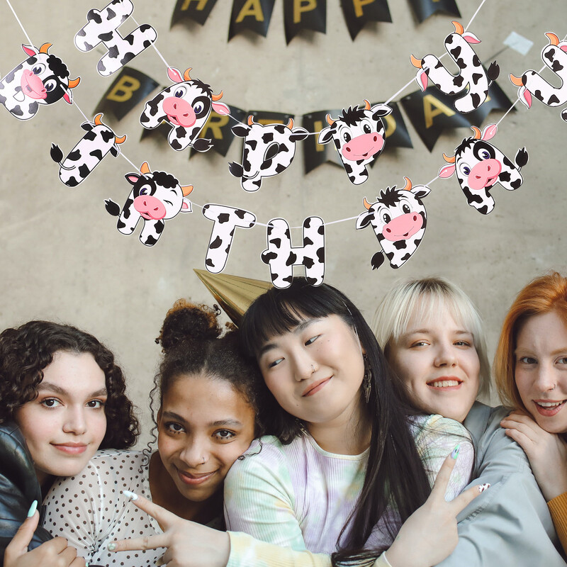 Garland Boldog születésnapot Reklám Tehén zászlót húzó zászlók Díszítsd a farm témájú buliját Függő transzparens kellékek