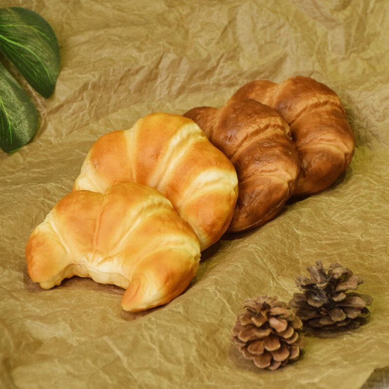 Mesterséges kenyér PU szimuláció croissant Valósághű ételmodell Süteménybolt kirakata Kijelző kellékek Parti asztaldísz Barkács lakberendezés