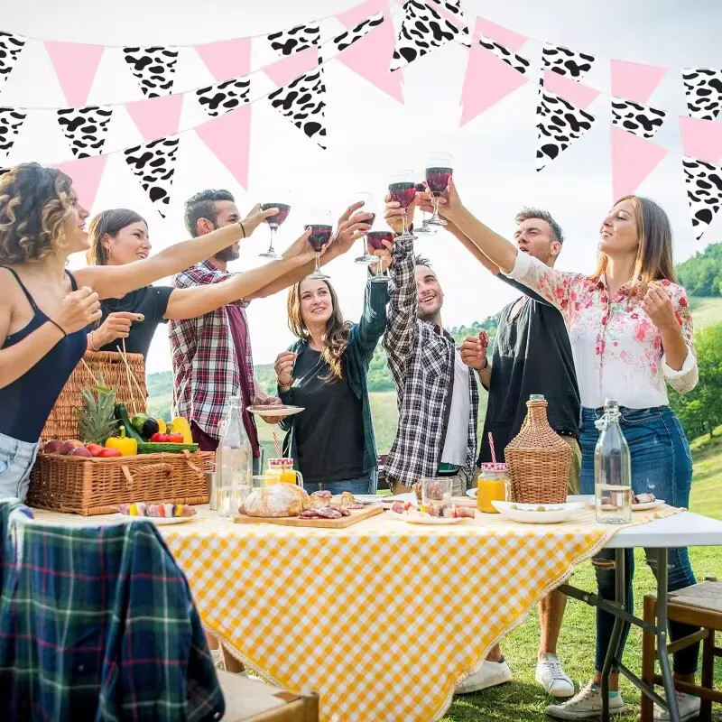 Fekete-fehér tehénmintás rózsaszín papír háromszög zászlós transzparensek születésnapi parti zászlók cowboyparti babaváró állatdíszek számára