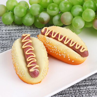 Puha PU szimulációs élelmiszermodell Erős kolbász reklám kellékek hot dog boltban, kenyérminta