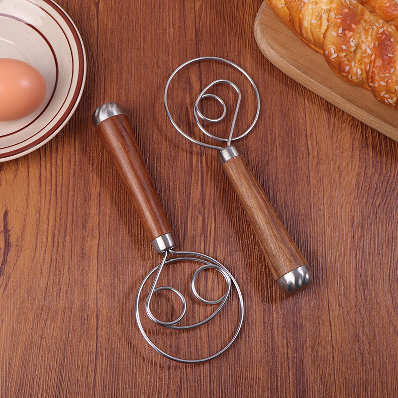 Daniškas tešlos plaktuvas medinės rankenos kiaušinių kremo maišymo strypai, dvigubi skylės miltai, pyragas, maišyklė, šluotelė virtuvės kepimo įrankiai