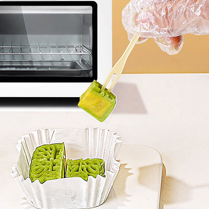 500/1000 vnt Kvadratiniai keksiukų įdėklai Kepimo puodeliai Keptuvių įdėklai Vakarėlių reikmenys Blynaičių puodelių pagrindai Popieriniai kilimėliai Riebalams atsparūs puodeliai