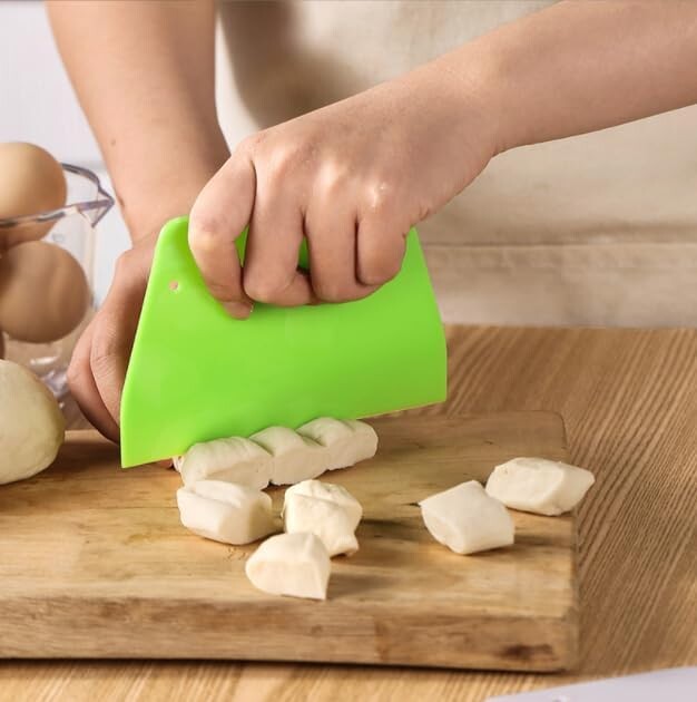 Tešlos grandiklis kepimui „pasidaryk pats“ stalo pjaustytuvas plastikinis dubens grandiklis virtuvės pyragas Kremas sviestas duona Fondant mentelės peilio daliklis