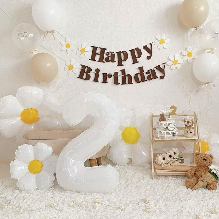 Barna Boldog születésnapi sármány zászló, füzér, százszorszép napraforgó téma, 1., 2., 3. éves születésnapi háttér dekoráció