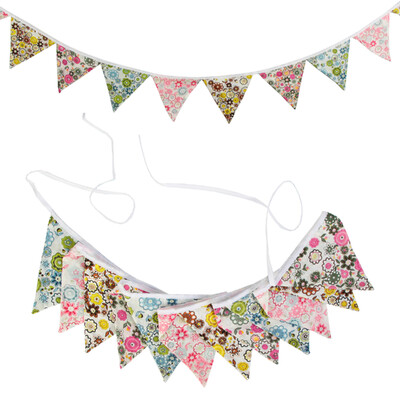 Távolság 3,2 M Vintage virágos szövet sármány 12 zászlós zászló Születésnapi esküvői party dekoráció Banner Baby Shower karneváli füzér