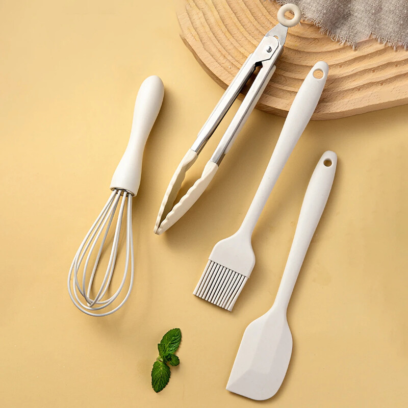 4vnt Maistinio kiaušinių plaktuvo mini maisto spaustukas silikoninis mini kepimo įrankis Mini kepimo grandiklis aliejaus teptukas virtuvės reikmenų gaminimo įrankių rinkinys