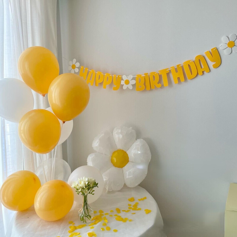 INS korejiešu tipa meitene, 2. 3. rozā balta, daudz laimes dzimšanas dienā, ziedu vītne, puiša ballīte, zila, balta, neausta margrietiņa vītne