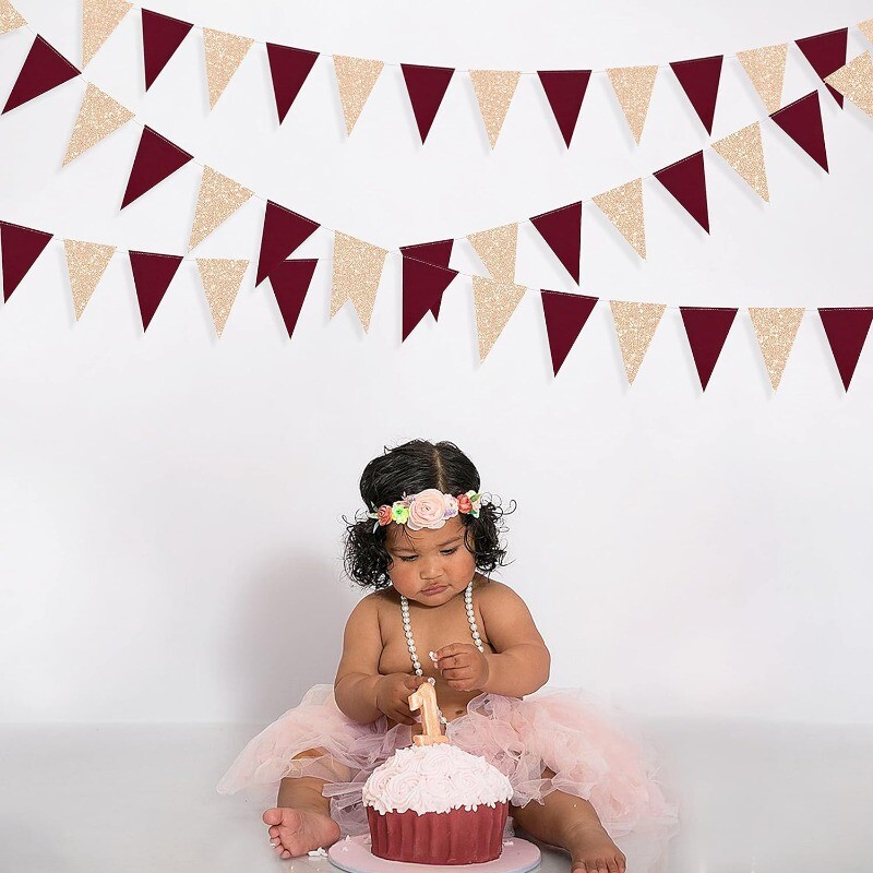 Burgundia maroonšampanja kuldne Sõbrapäevapeo kolmnurga bänner Lipukaunistused Vimpli aastapäeva pulmatarbed